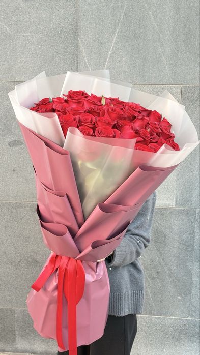 Метровые розы по 490 тг
