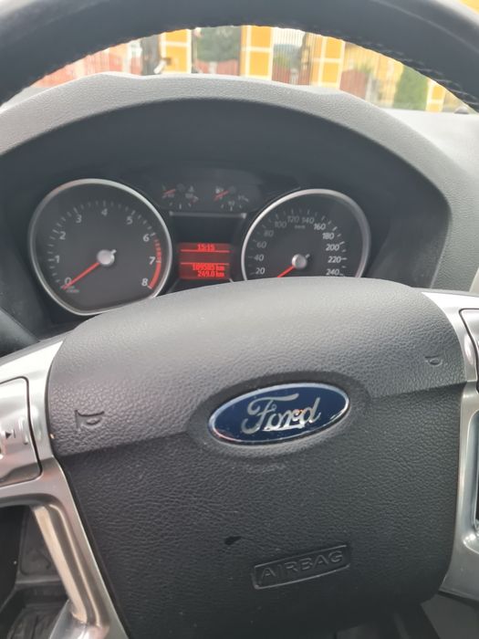 Ford mondeo 1.6 benzinā