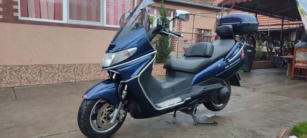 Suzuki burgmann 400 2003