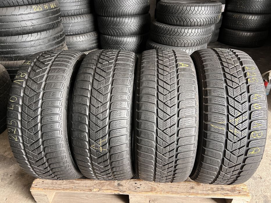 4 anvelope iarna 225/40/18 , Pirelli !