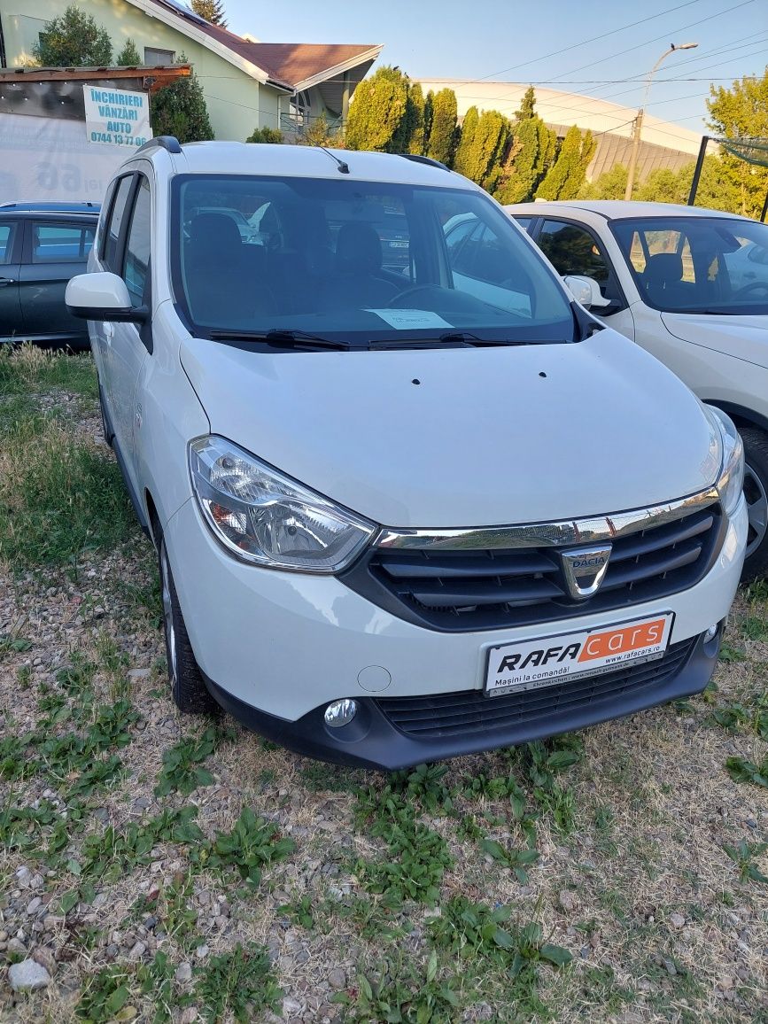 Vând Dacia lodgi 115000km an 2014 benzina