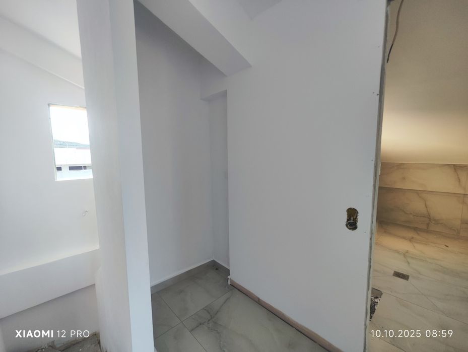 ПРОДАВА Мезонет в Паралия Офринио