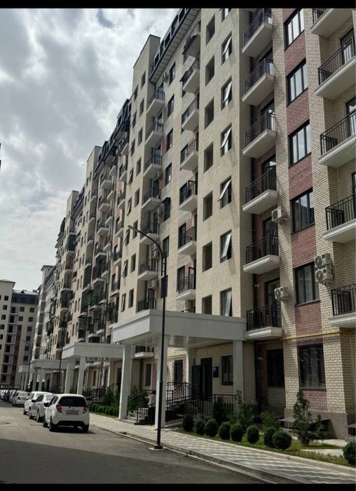 Квартира сотилади