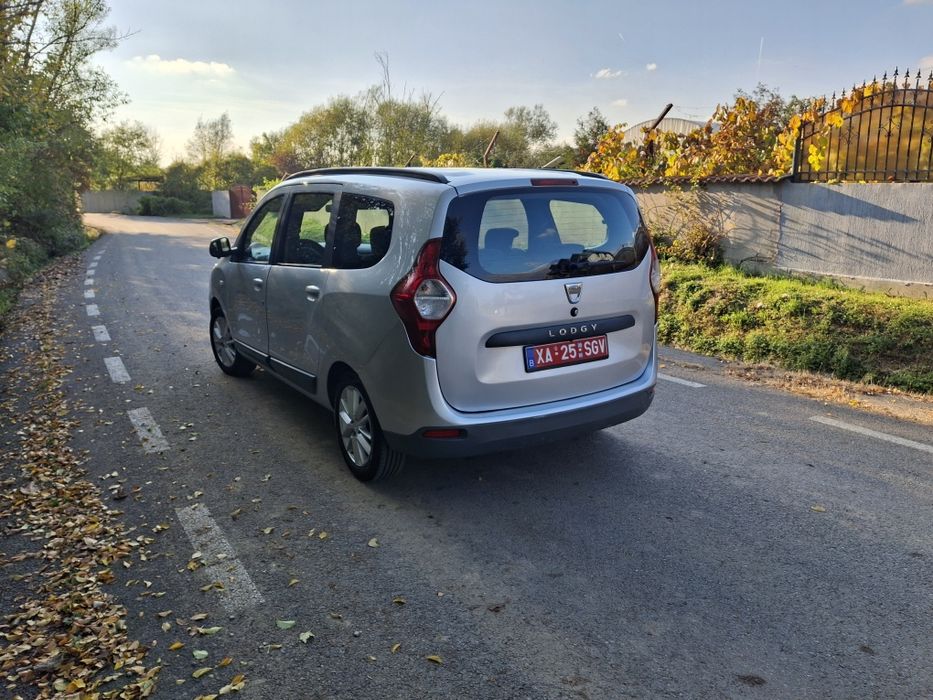 Dacia lodgy 1.5 dci euro 6 RATE BT DIRECT/ navi mare camere 360