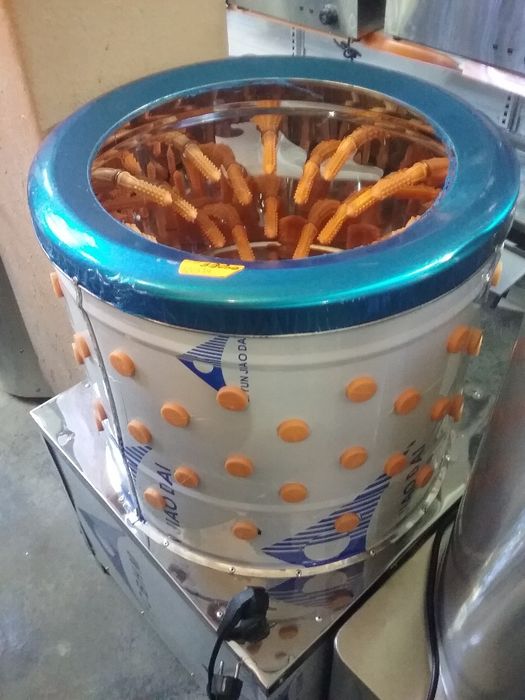 Машина за скубане на пилета