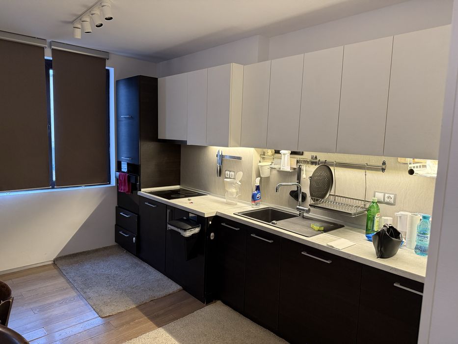 Дава се под наем Тристаен апартамент в София, Полигона - 117 кв.м за 1020 € - Снимка #5