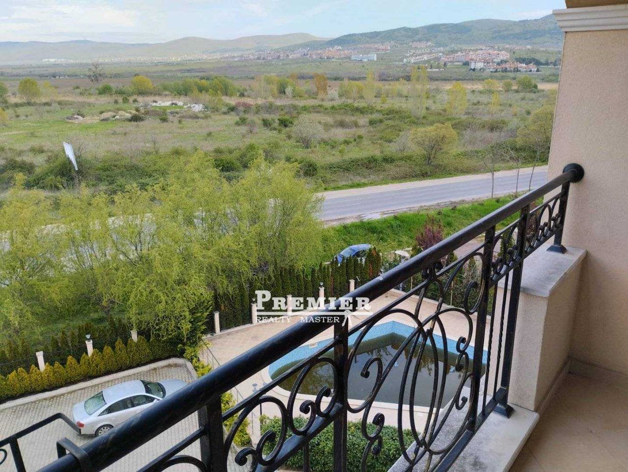Продава се Двустаен апартамент в к.к. Слънчев бряг - 59 кв.м за 1111 €/кв.м - Снимка #8