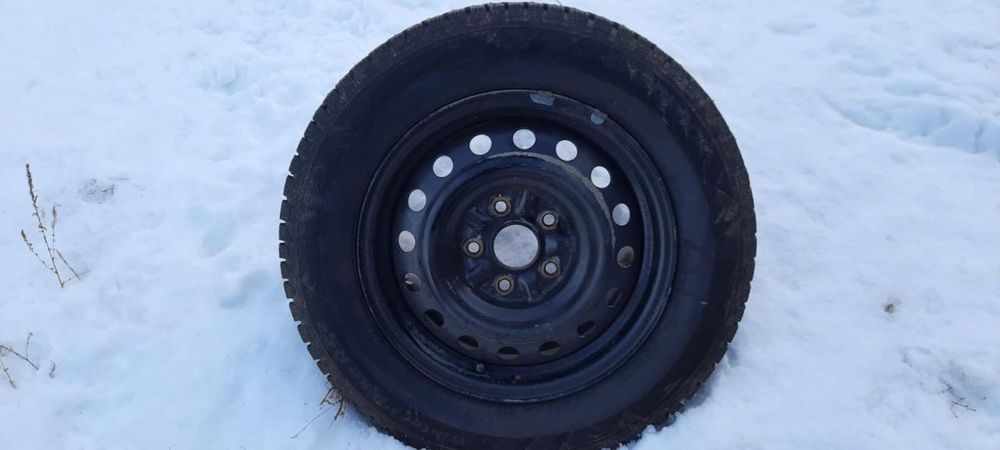 Диски с шинами в отличном состоянии
