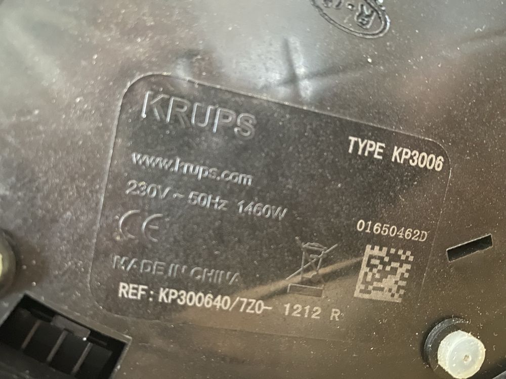 Кафе машина капсули Долче густо Крупс