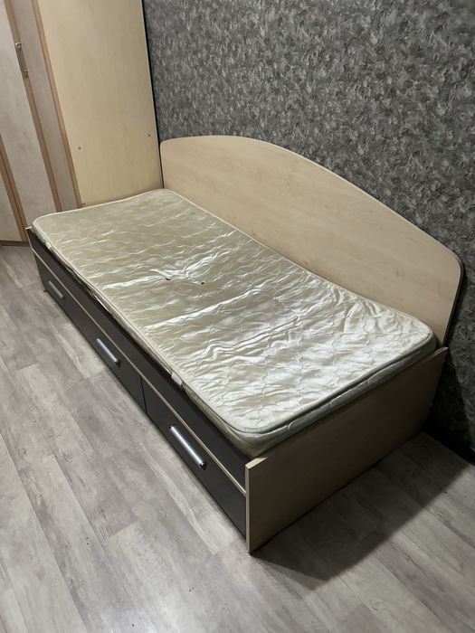 Кровать с ящиками крепкая без мотраса дешевле