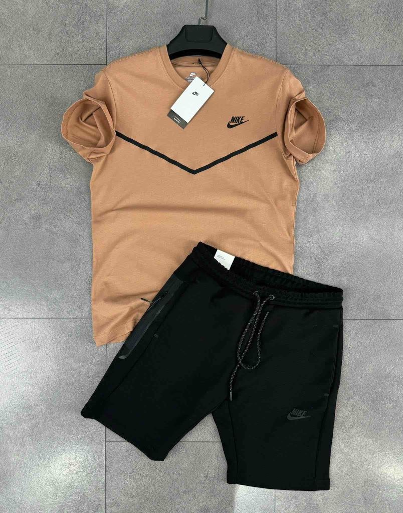Мъжки летни екипи Nike Tech Fleece