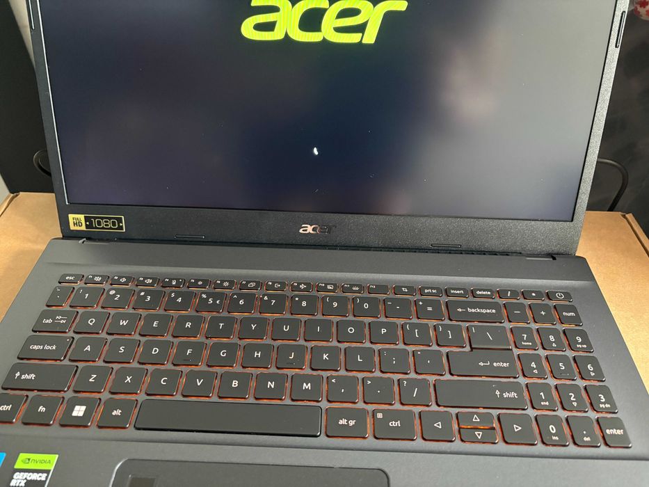 Laptop gaming ACER Aspire 7 A715-76G-57RS
