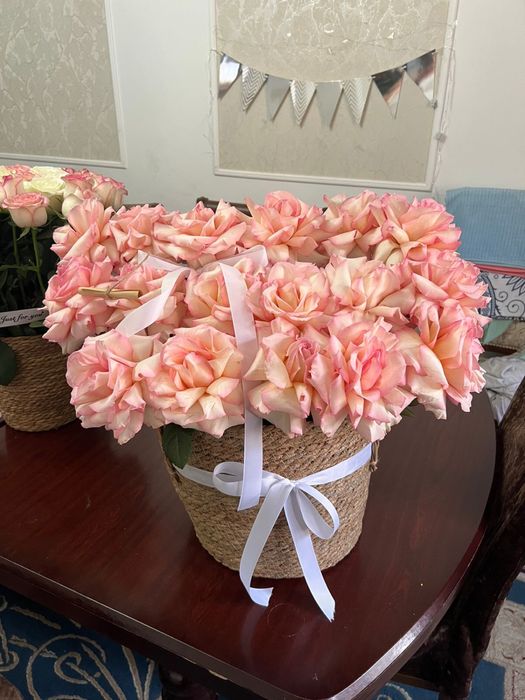 Цветы / цветы в корзине10 тысяч