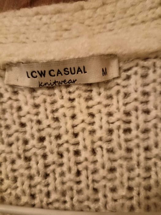 LC Waikiki - Бяла Жилетка Плетена - Размер M