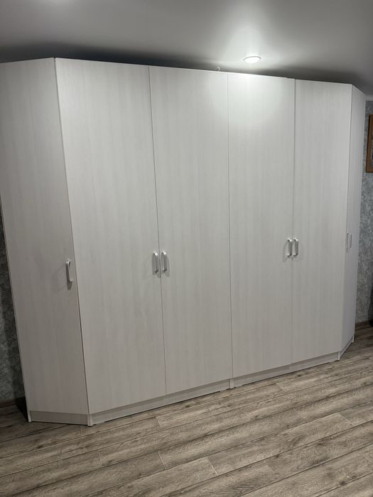 Продам шкаф в отличном состоянии ! Очень вместительный