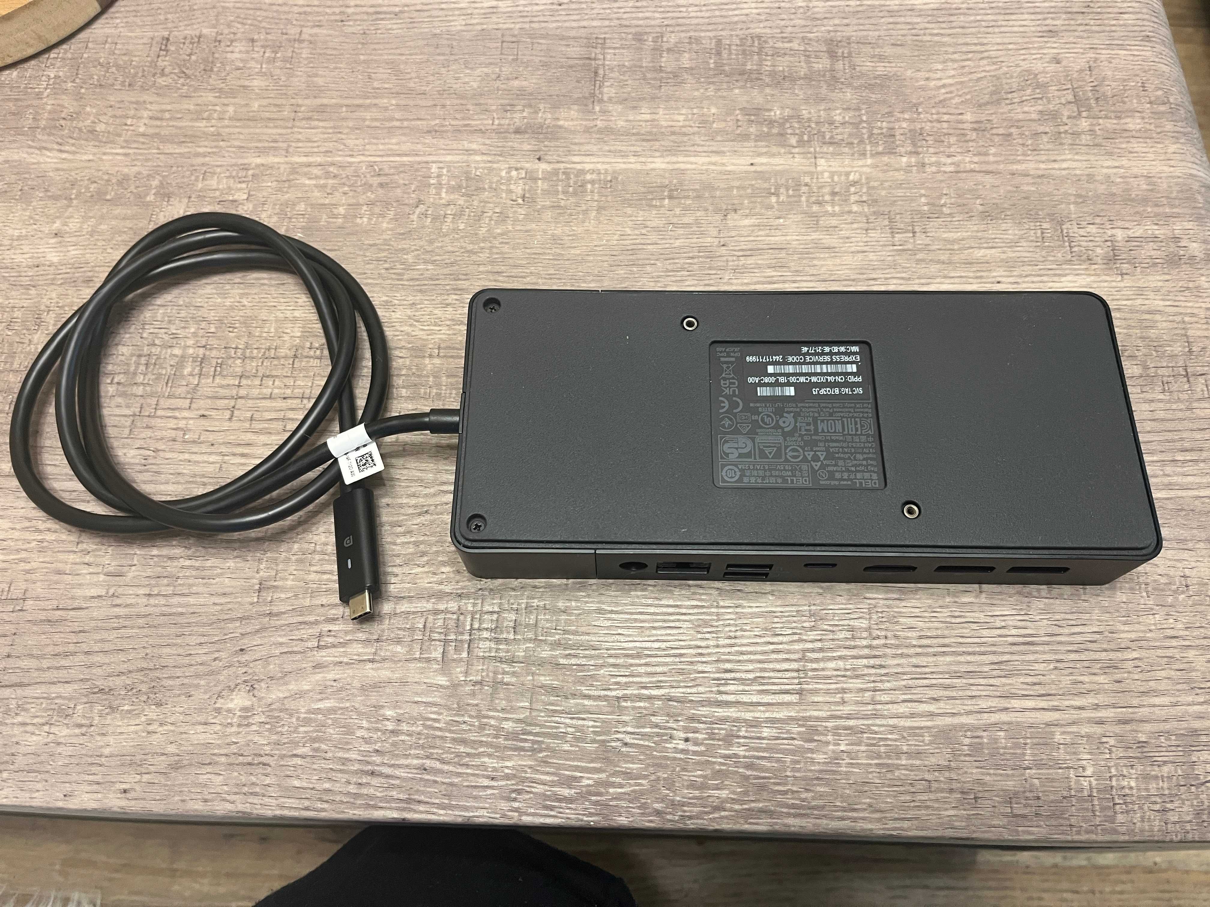Докинг станция DELL WD19S + Зарядно 130W