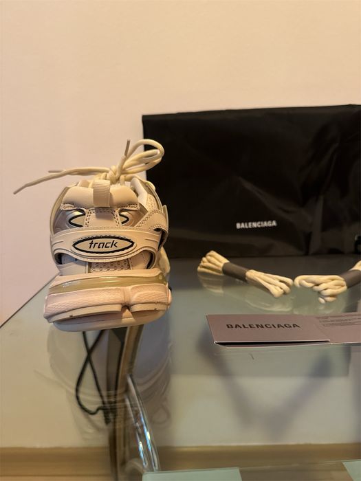 Balenciaga Track Orice Model & Numar