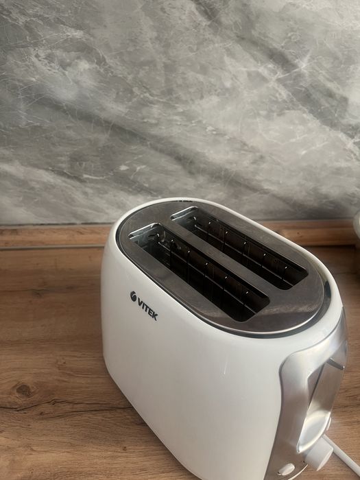 Тостер Vitek б/у в отличном состоянии