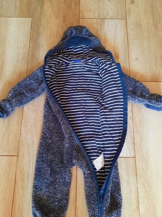Combinezon    mărimea 74-80 cm