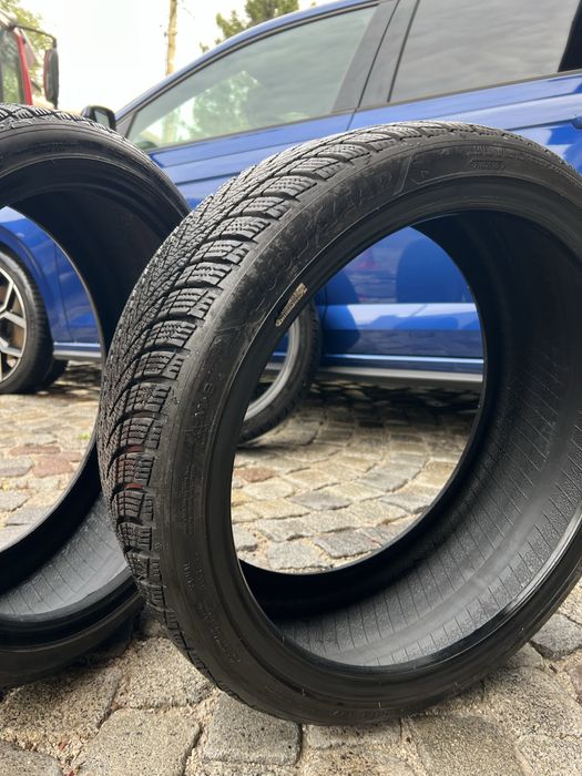 Зимни гуми 215/40/18 XL Goodyear Ultragrip