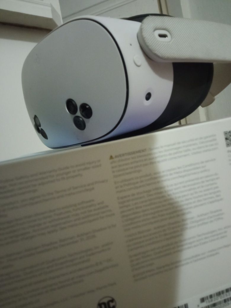 Oculus quest 3s продаю