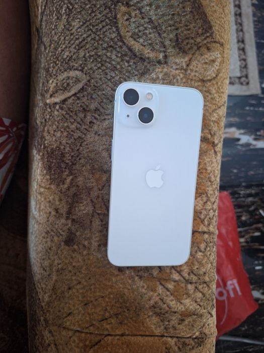 Iphone 13  100% baterie