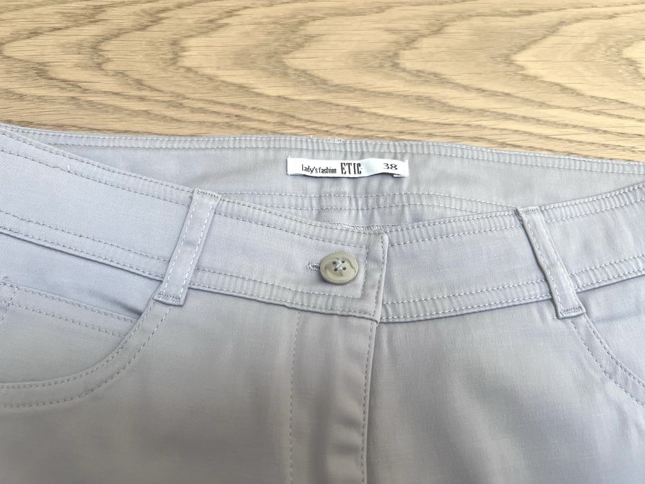 Pantaloni stil casual, marimea 38