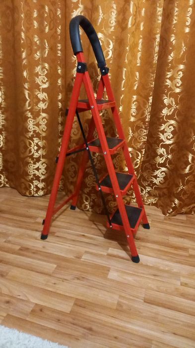 Лестница стремянка