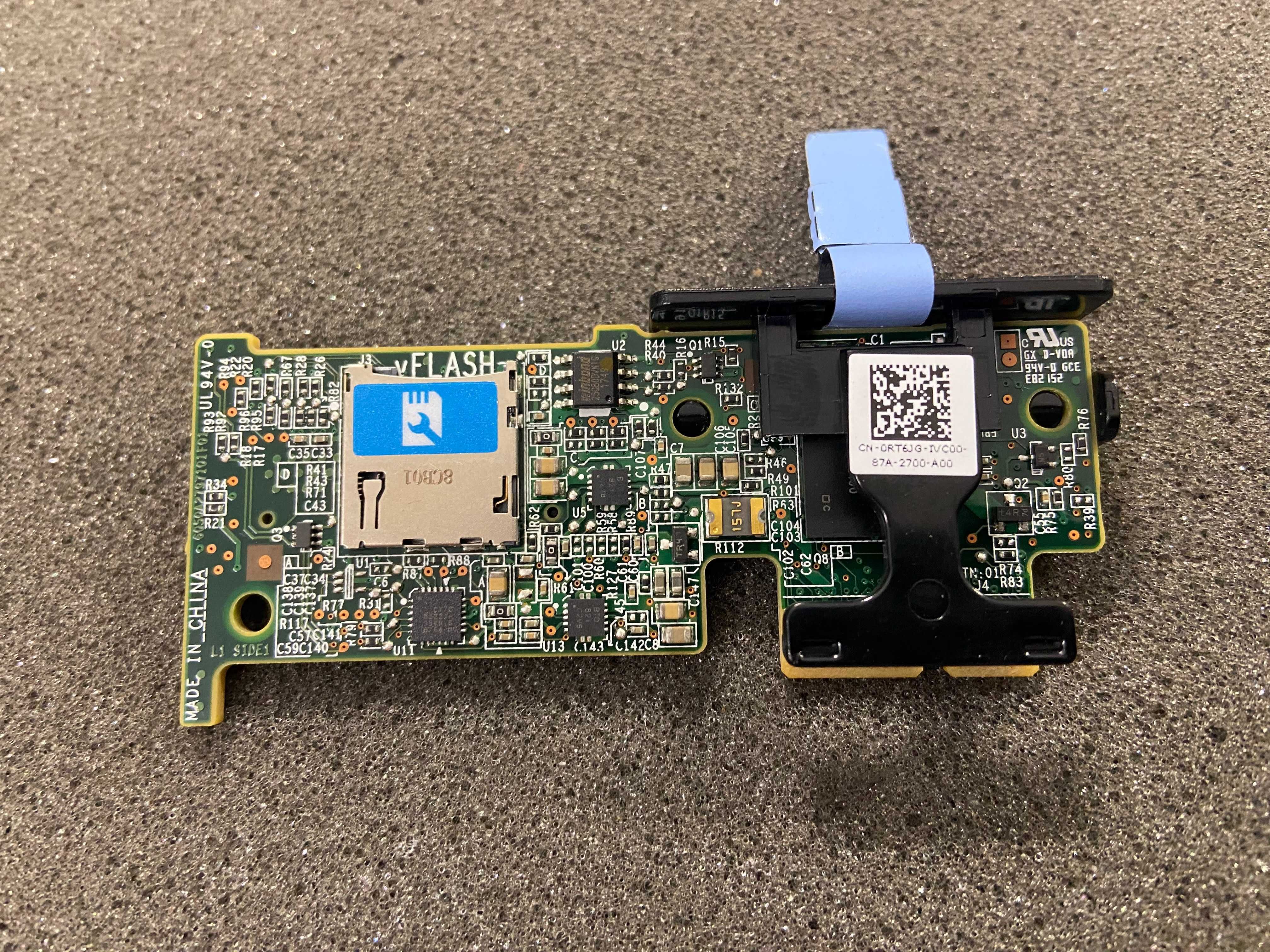 DELL IDSDM vFlash модул с две 16GB SD карти (R640 R740 R440 и др.)