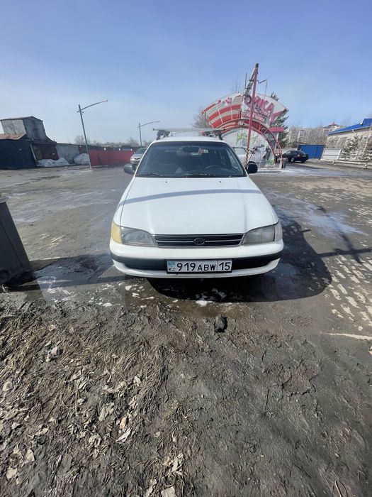 Продам тайота карина е