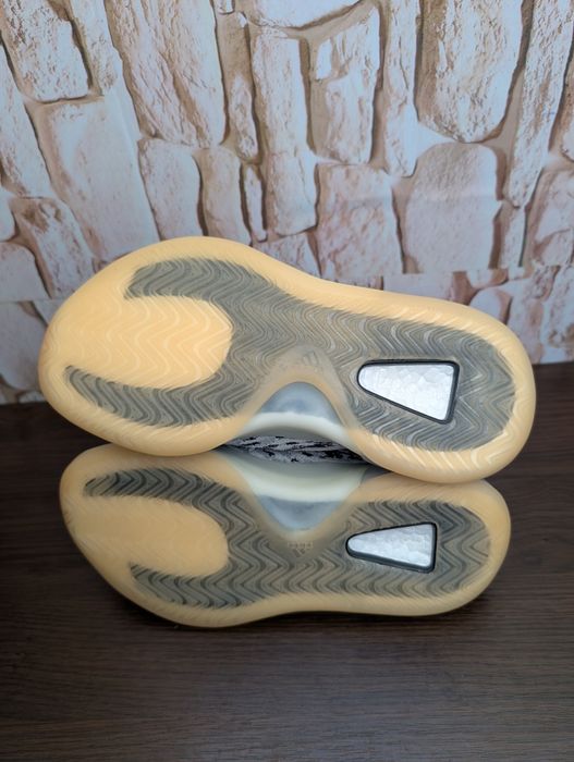 Adidas Yeezy QNTM
