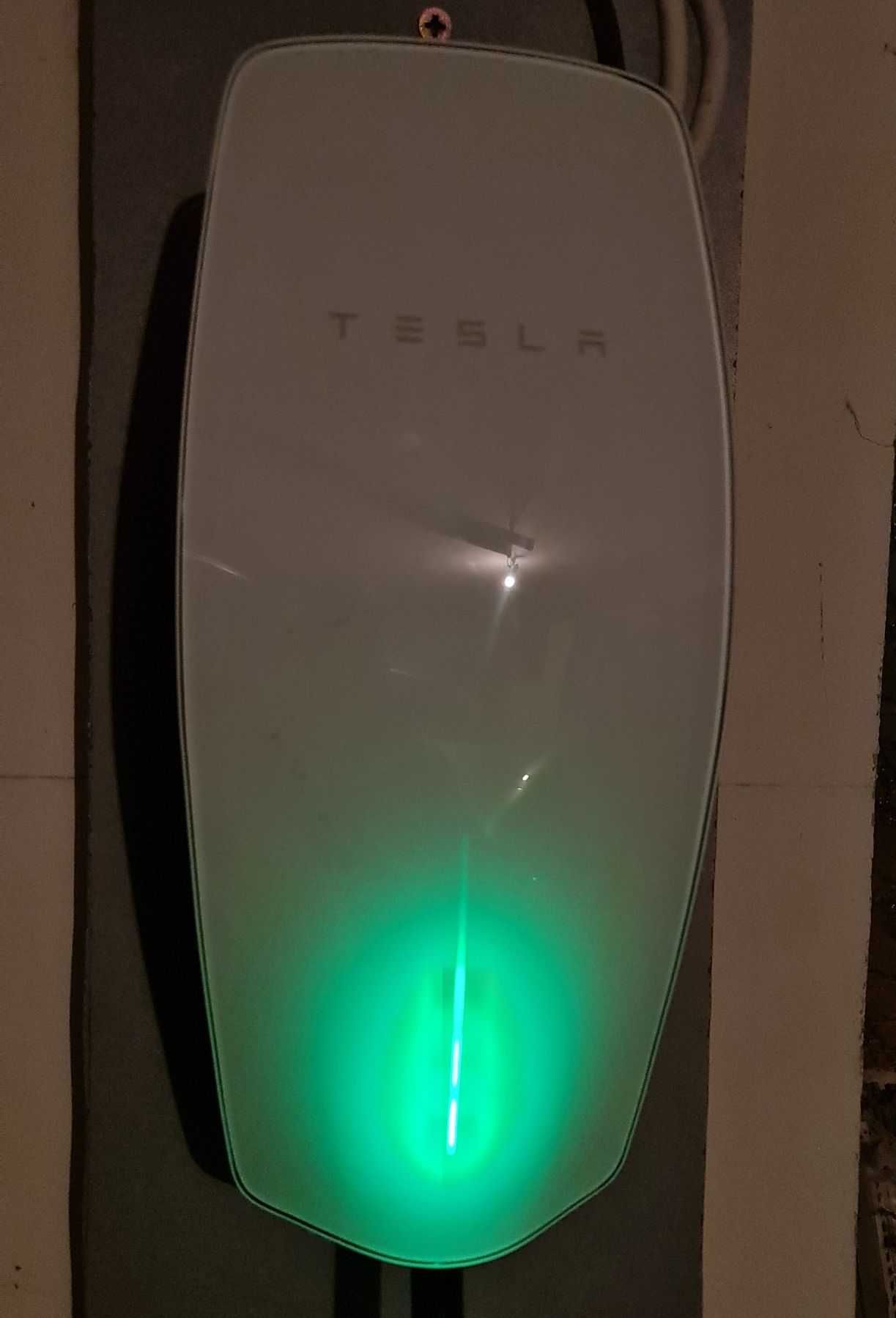 22 kW TESLA Wall Box Gen 3 Оригинална Зарядна Станция