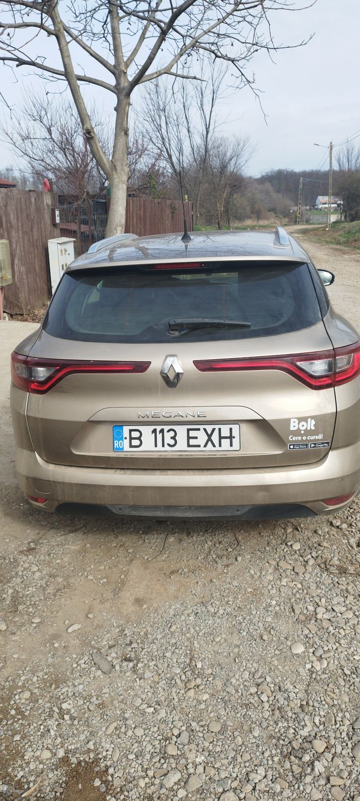 Renault Megane 4 cu colant Bolt pe ea