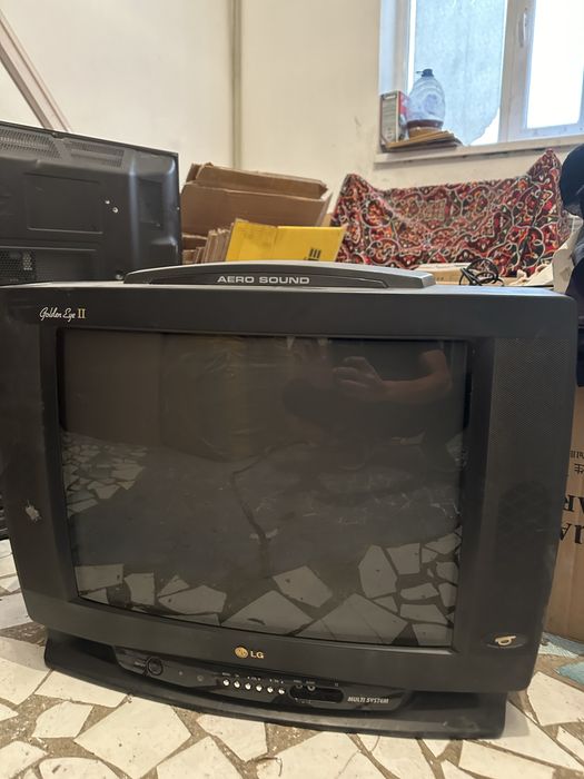Телевизор LG б/у рабочий