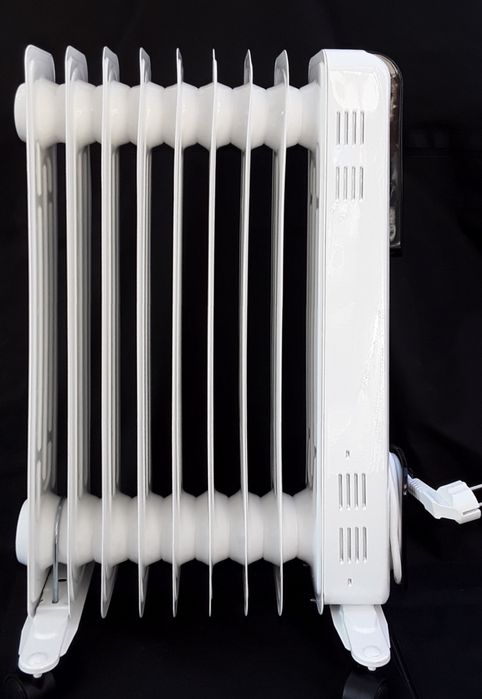 Calorifer electric cu ulei 11 elementi 2500 W Temostat NOU - 250 Lei