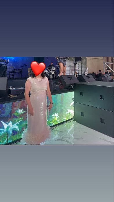 Продам шикарное платье