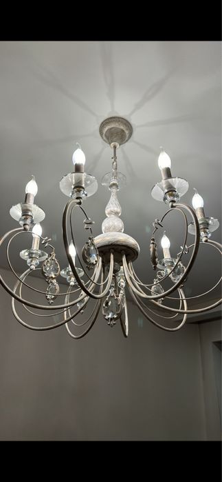 Люстра большая 8 рожковая