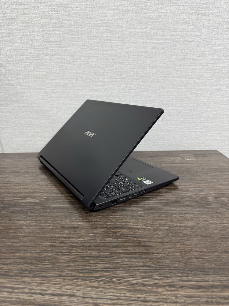 Игровой Acer Aspire-7 intel Core i5 8-Ядер GTX1650 DDR5  15.6 IPS!