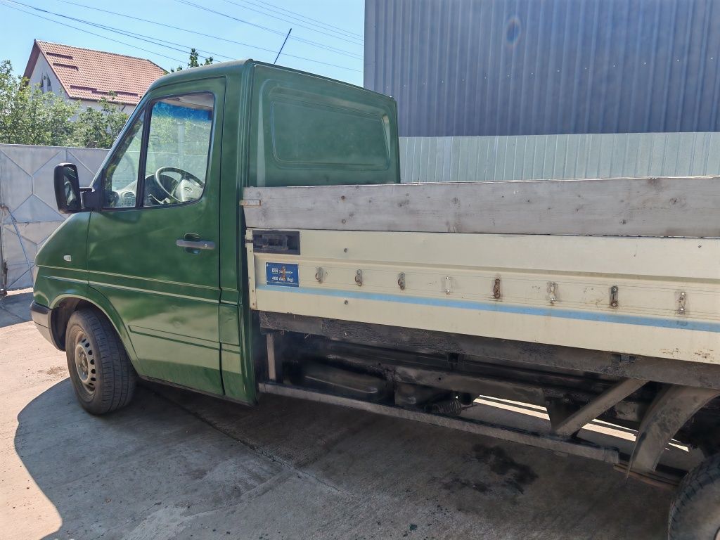 Camioneta/Autoutilitara MERCEDES 2.2