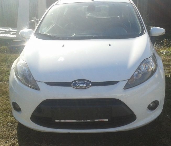 Dezmembrez Ford Fiesta 1.6 TDCI din 2010 volan pe stanga