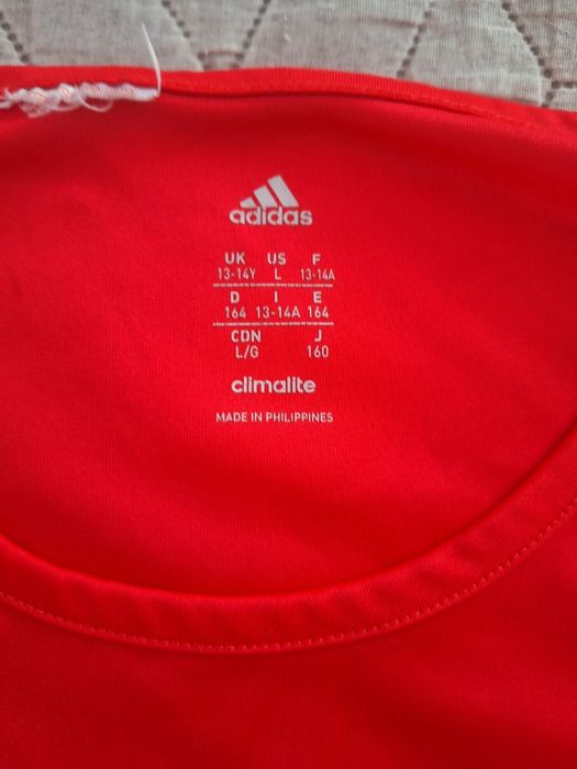 Тениски на Adidas и Nike