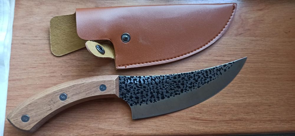 Cutit de bucătărie universal , curbat