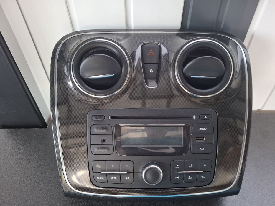 Radio CD original Blaupunkt Dacia Bluetooth cu Grila  2022
