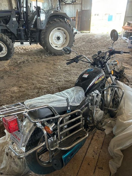 Продам мотоцикл судзуки