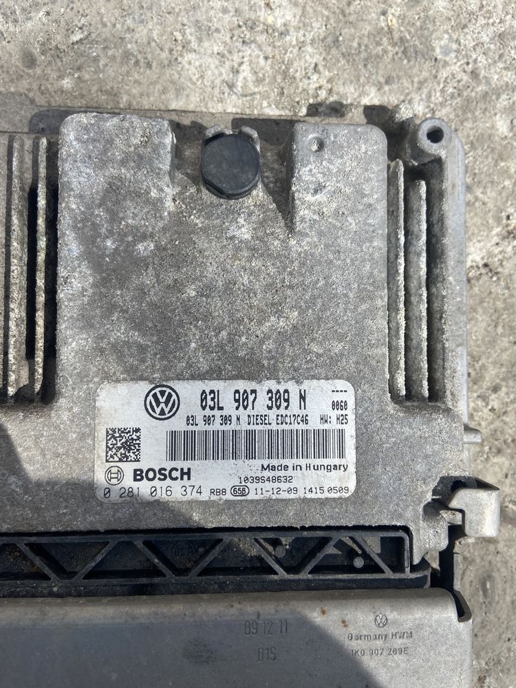 Calculator ecu motor Volkswagen Passat CC B7