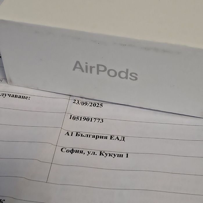 ЗАПЕЧАТАНИ СЛУШАЛКИ Apple AirPods 4 BT Гаранция от А1 до 2027г. White