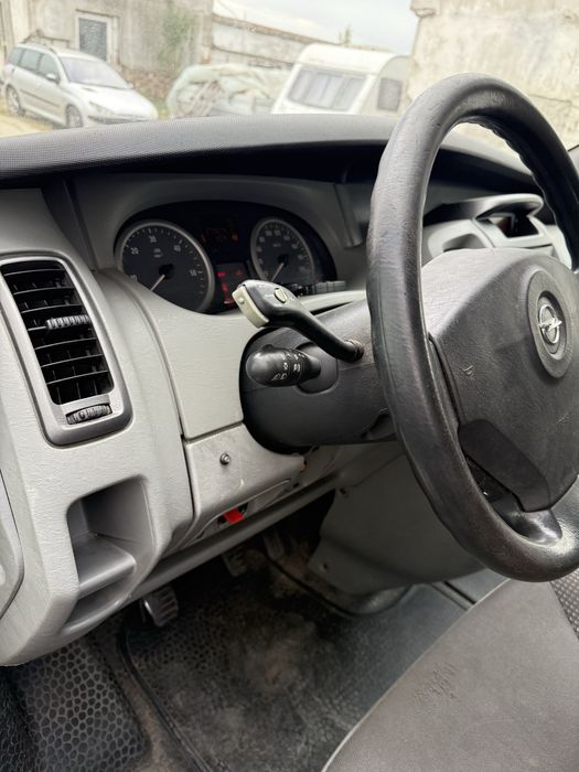 Opel vivaro  renault trafic 2.5 an 2010