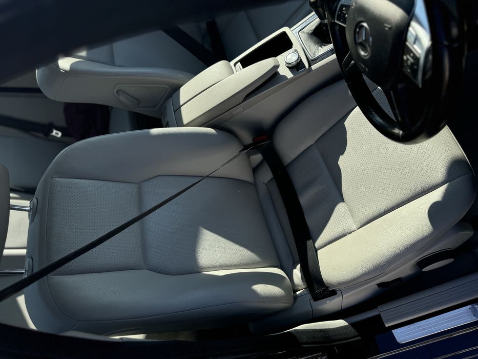 Dezmembrez Mercedes C220 facelift w204