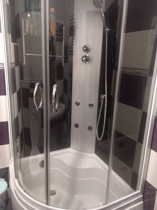 Cabina dus nefolosita