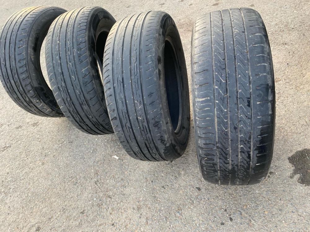 Продам шины 215/60R16